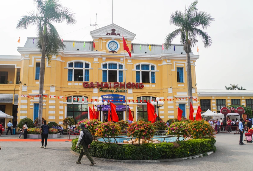 khai-truong-doan-tau-quy-toc-hoa-phuong-do-17.JPG