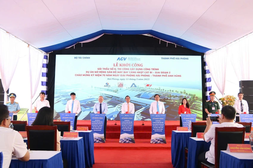 hai-phong-gan-bien-2-cong-trinh-the-ky-4.jpg