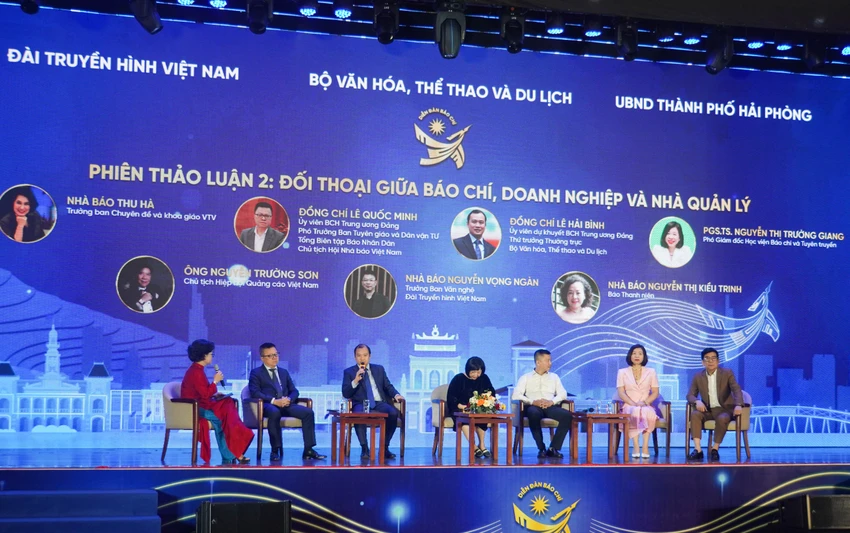 khang-dinh-vai-tro-cua-bao-chi-trong-viec-thuc-day-phat-trien-cac-nganh-cong-nghiep-van-hoa-7.JPG