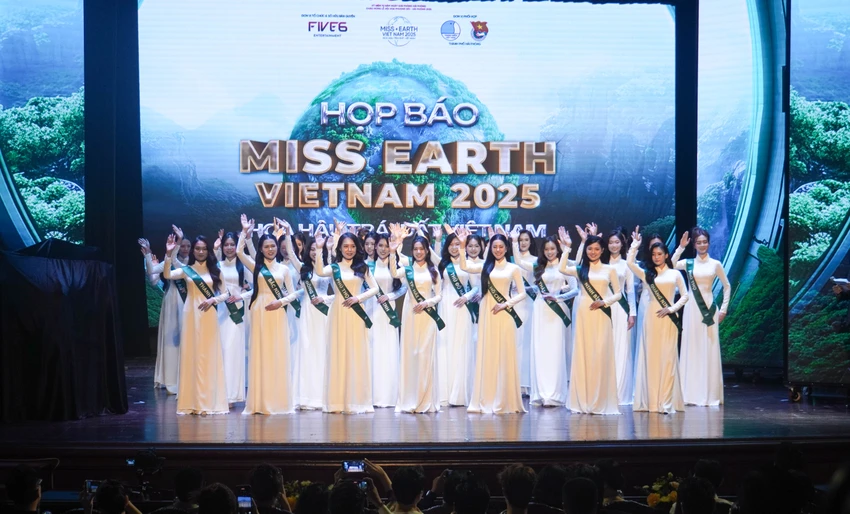 lo-dien-top-50-thi-sinh-hoa-hau-trai-dat-viet-nam-2025-1.JPG