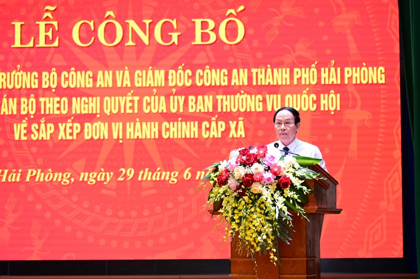 2cong-an-tp-hai-phong-sau-sap-nhap-co-7-pho-giam-doc-.jpeg