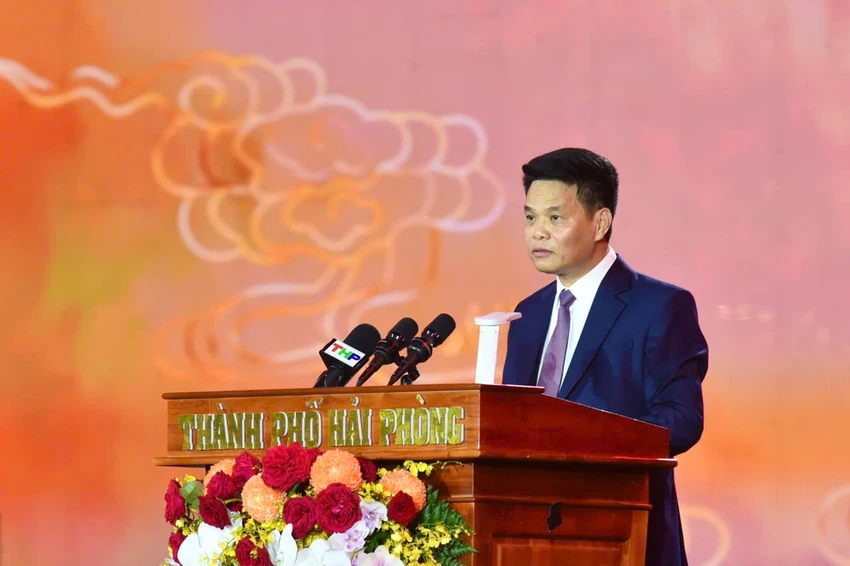 chu-tich-quoc-hoi-khoi-trong-khai-hoi-le-hoi-mua-thu-con-son-kiep-bac-nam-2025-5.jpg