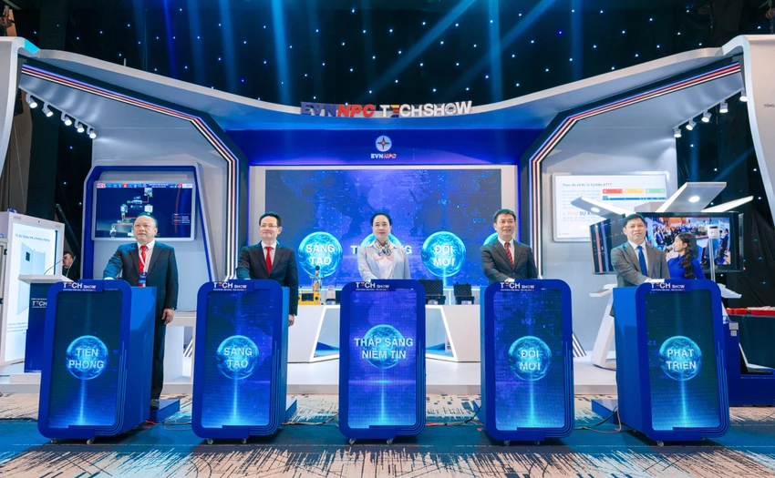 san-pham-giai-phap-khoa-hoc-cong-nghe-tieu-bieu-nganh-dien-duoc-trung-bay-tai-trien-lam-khoa-hoc-cong-nghe-techshow-evnnpc-2026-1.JPG