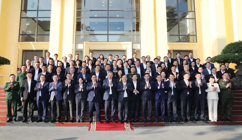 tong-bi-thu-to-lam-quang-ninh-can-phat-trien-nhanh-ben-vung-noi-it-lam-nhieu-lam-den-cung-1.jpg