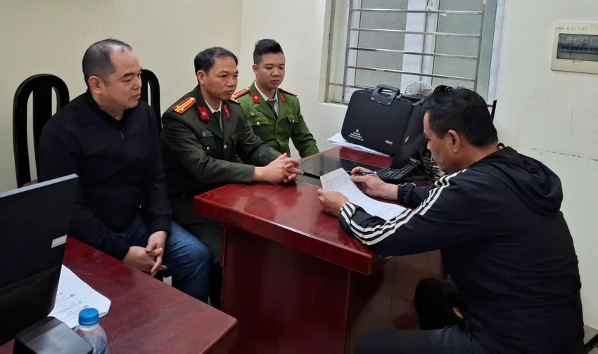 xu-phat-nguoi-dan-ong-o-hai-phong-binh-luan-xuyen-tac-tren-mang-1.jpg
