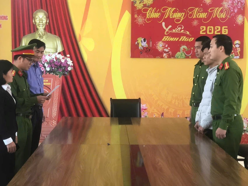 khoi-to-thanh-nien-danh-keo-le-nguoi-phu-nu-hom-8-3-1.jpg