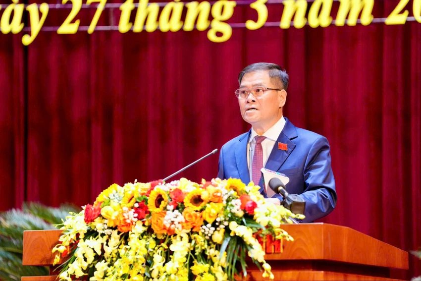 ong-bui-van-khang-tai-dac-cu-chu-tich-ubnd-tinh-quang-ninh-4.jpg