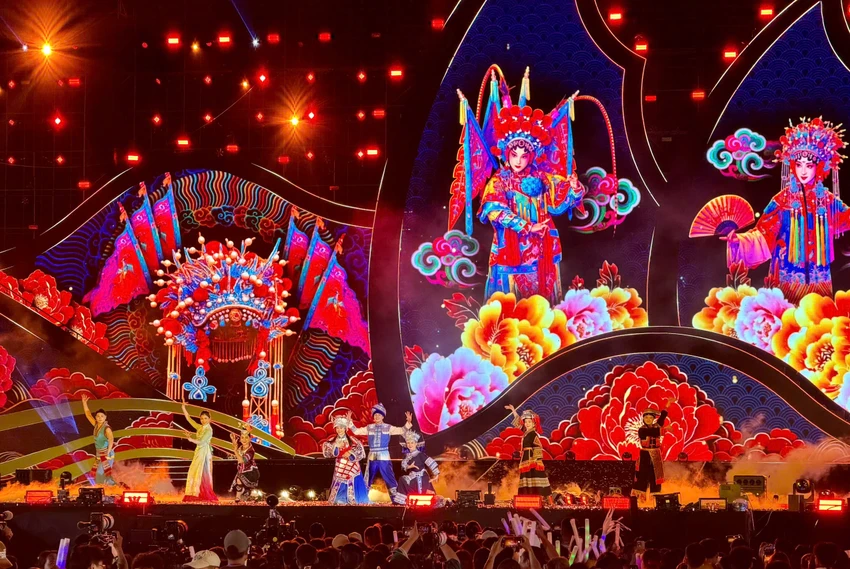80-nghin-khan-gia-cung-hoa-nhip-voi-carnaval-ha-long-2026-5.jpg