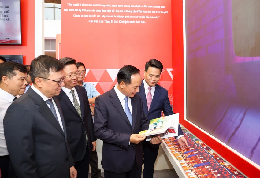 khai-mac-hoi-bao-toan-quoc-nam-2026-bao-chi-viet-nam-trung-thanh-sang-tao-trach-nhiem-trong-ky-nguyen-moi-8.jpg