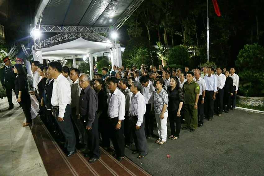Ông Phạm Minh Chính viếng cố Thủ tướng Phan Văn Khải ảnh 6 Ông Phạm Minh Chính viếng cố Thủ tướng Phan Văn Khải ảnh 6