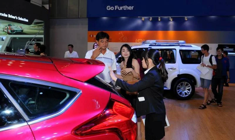 Thuế tăng khiến người Việt giảm mua ô tô nhập khẩu ảnh 1 Thuế tăng khiến người Việt giảm mua ô tô nhập khẩu ảnh 1