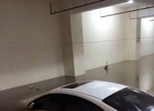 Mưa bão và hiểm họa gây thủy kích ô tô