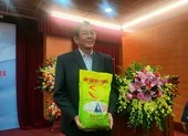 Gạo ST25 ngon nhất thế giới được đặc cách