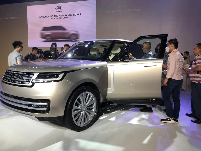 Hệ số cản gió chỉ là 0,30, khiến đây trở thành chiếc SUV hạng sang hiệu quả nhất về mặt khí động học trên thế giới. (Ảnh: QH)