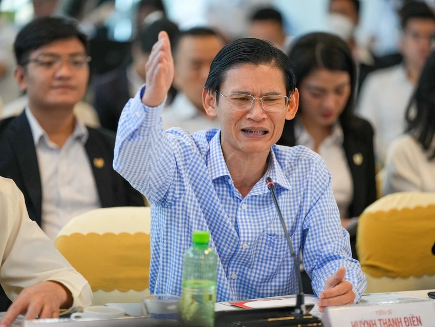 Tiến sĩ Huỳnh Thanh Điền cho rằng không thể để lĩnh vực này “chết” vì sẽ hệ lụy cho cả ngân hàng, nhà đầu tư. Ảnh: QUANG HUY