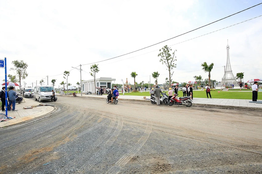 đất nền phía Nam