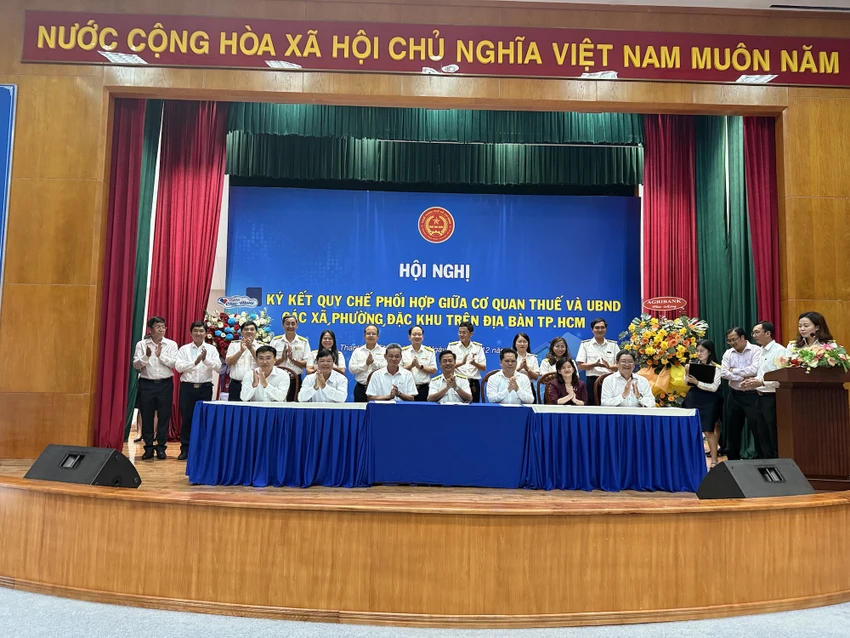 thue-tphcm-ho-kinh-doanh-xa-phuong-dac-khu3.jpg