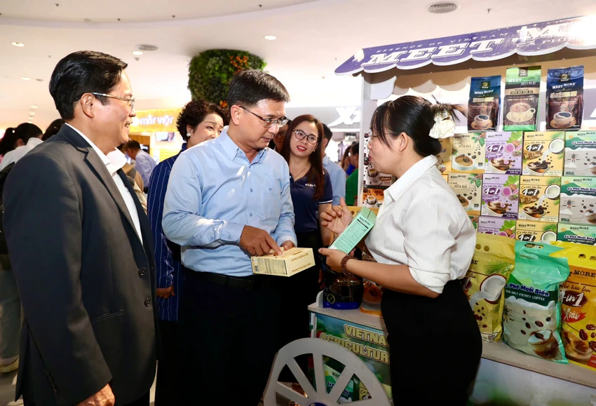 le-hoi-ca-phe-tra-viet-lan-4-anh-7-17752965916461434397565.jpg
