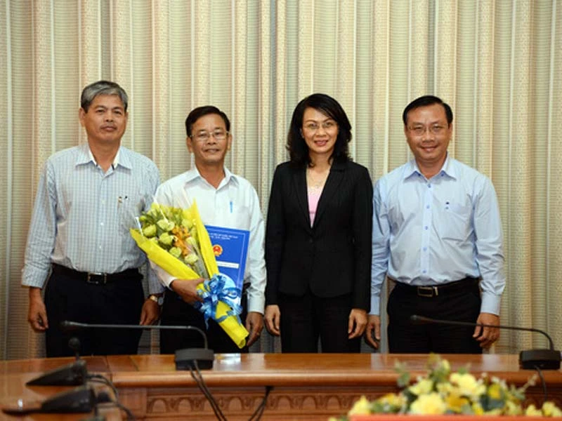 TP.HCM bổ nhiệm nhiều nhân sự mới ảnh 1 TP.HCM bổ nhiệm nhiều nhân sự mới ảnh 1