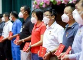 TP.HCM tri ân lực lượng hỗ trợ chống dịch COVID-19 giúp hồi sinh TP 