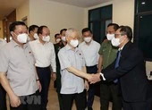 Gắn bó với Nhân dân là cội nguồn sức mạnh của Đảng