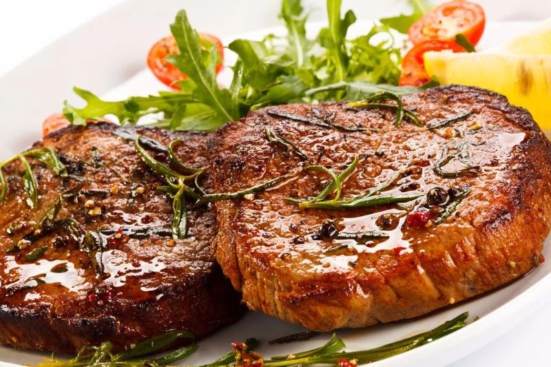 Những sai lầm thường mắc phải khi ăn tối ảnh 1