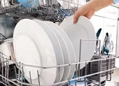 Nỗi lo nấm, vi khuẩn ẩn chứa trong chiếc máy rửa chén