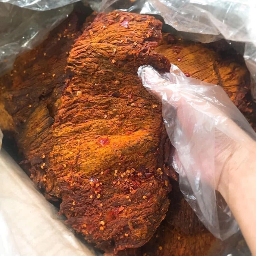 KHO-BO-THAT Khô bò thật có màu vàng sậm
