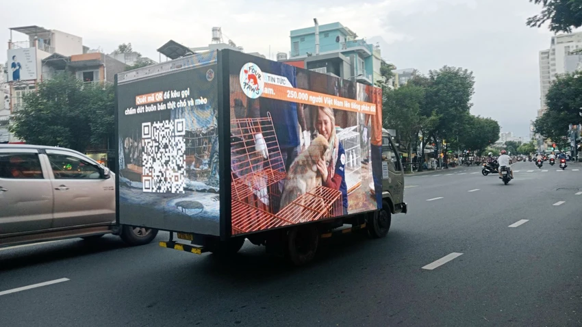 Thịt chó mèo