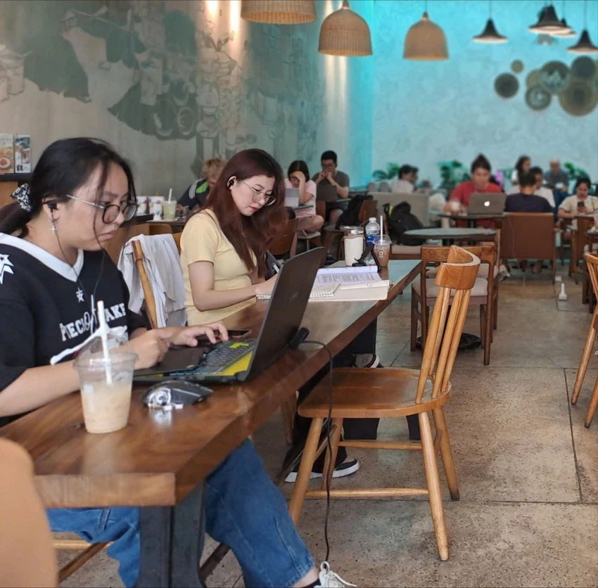 cà phê làm việc
