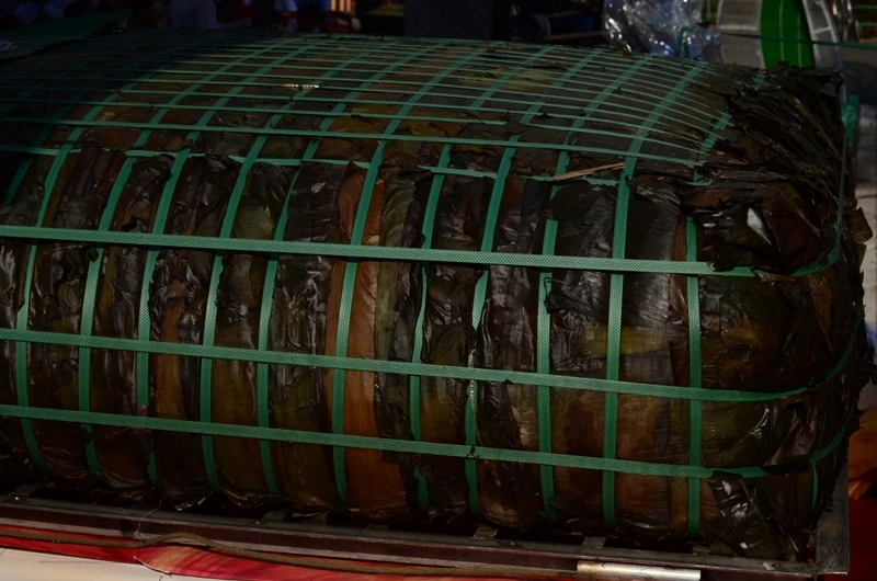 Bí thư Đinh La Thăng dâng hương tưởng niệm các vua Hùng ảnh 19 Bí thư Đinh La Thăng dâng hương tưởng niệm các vua Hùng ảnh 19