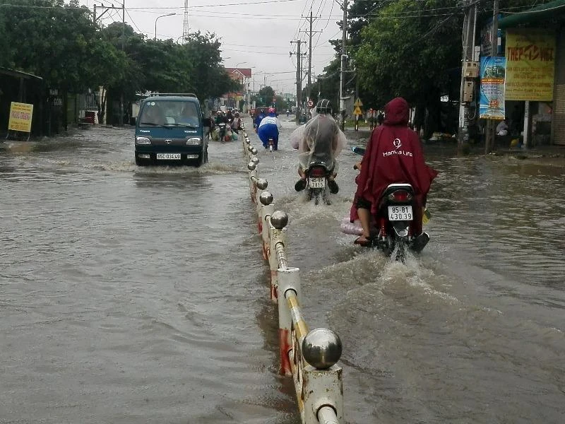 Ninh Thuận: 19/20 hồ chứa đồng loạt xả lũ ảnh 2 Ninh Thuận: 19/20 hồ chứa đồng loạt xả lũ ảnh 2