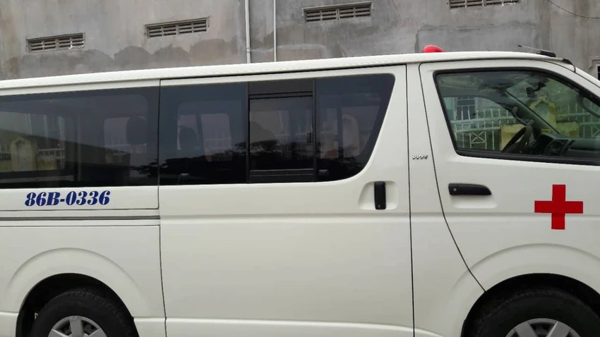Thanh tra vụ 'hô biến' xe cứu thương thành xe du lịch ảnh 1