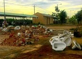 Kiểm tra vụ xây nhà vệ sinh đánh đố bệnh nhân