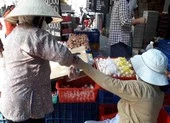 Lòng tốt của người ‘ăn theo’ cây gạo