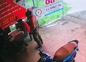 Dùng búa đánh chết người đang chơi cờ tướng, rồi ra đầu thú