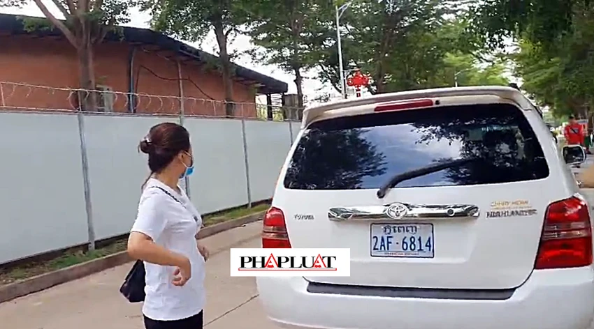 Một cô gái bị sập bẫy sang Campuchia vừa được giải cứu. Ảnh TH. Một cô gái bị sập bẫy sang Campuchia vừa được giải cứu. Ảnh TH.