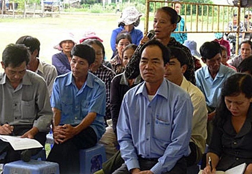 Người dân đã đối thoại hàng trăm lần về đồng muối gây ô nhiễm. Ảnh PN. Người dân đã đối thoại hàng trăm lần về đồng muối gây ô nhiễm. Ảnh PN.