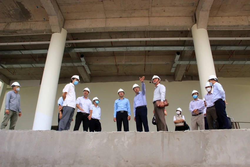 Công trình liên tục được kiểm tra và đã hai lần gia hạn. Ảnh PĐ.