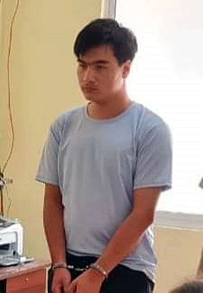 Nguyễn Hữu Đức bị bắt giữ. Ảnh PĐ. Nguyễn Hữu Đức bị bắt giữ. Ảnh PĐ.