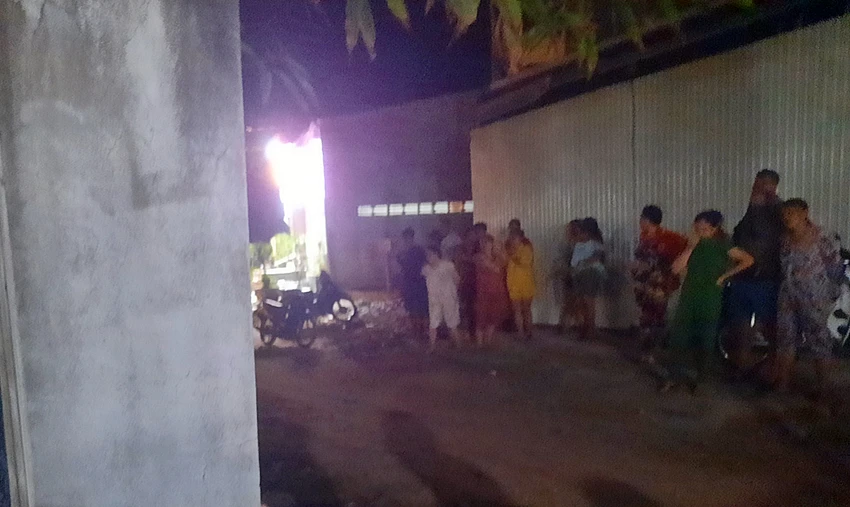 Vụ việc gây hoang mang dư luận và người dân đề nghị phải xử lý nghiêm. Vụ việc gây hoang mang dư luận và người dân đề nghị phải xử lý nghiêm.