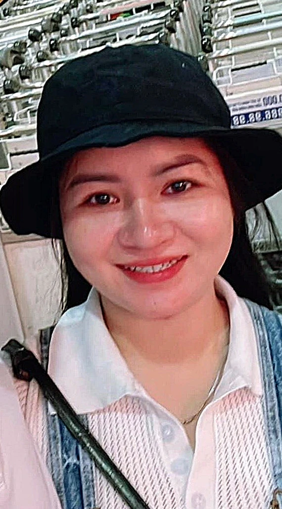 Nguyễn Thị Linh Giang. Nguyễn Thị Linh Giang.