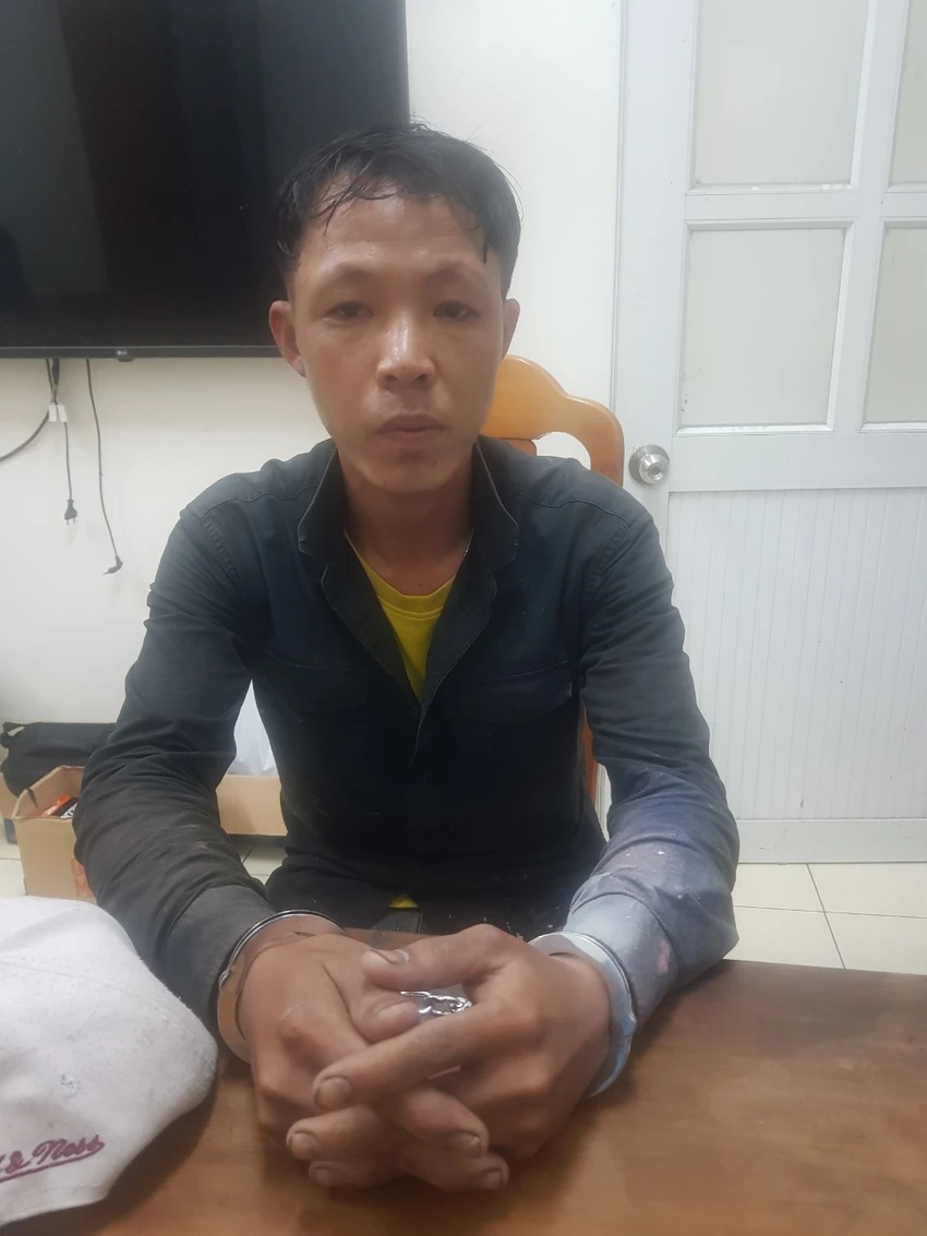 Trần Hữu Lâm tại cơ quan điều tra. Ảnh: PĐ