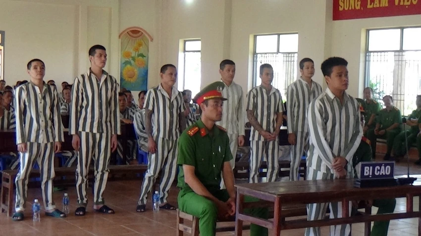 phạm nhân