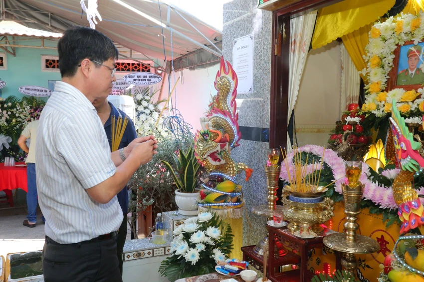 canh-sat1.jpg