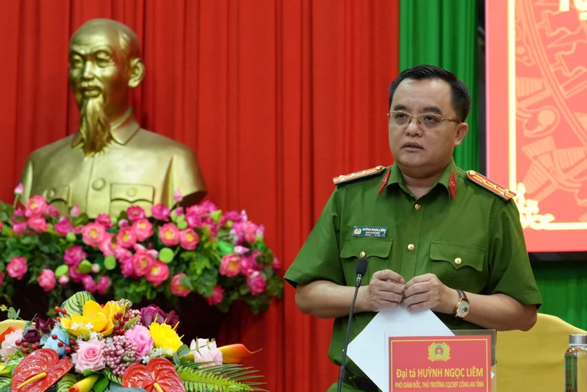 canh-sat-hinh-su1.jpg