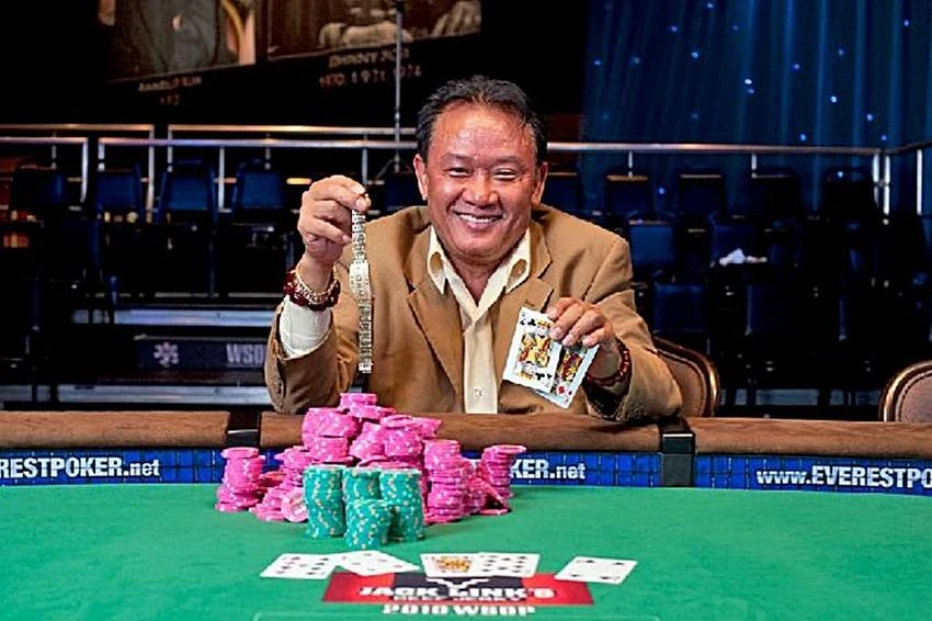 than-bai-poker (1).webp