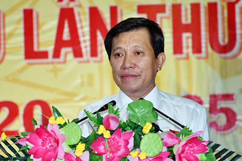 bí thư huyện ủy