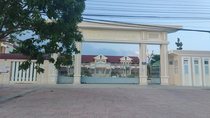 Thủ Khoa Huân