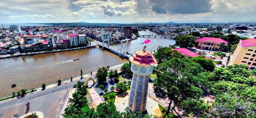 bố trí cán bộ
